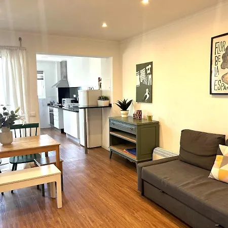 Family And Friends Apartment Porto Centro Apartman *
