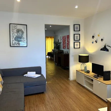 Family And Friends Apartment Porto Centro Apartman *